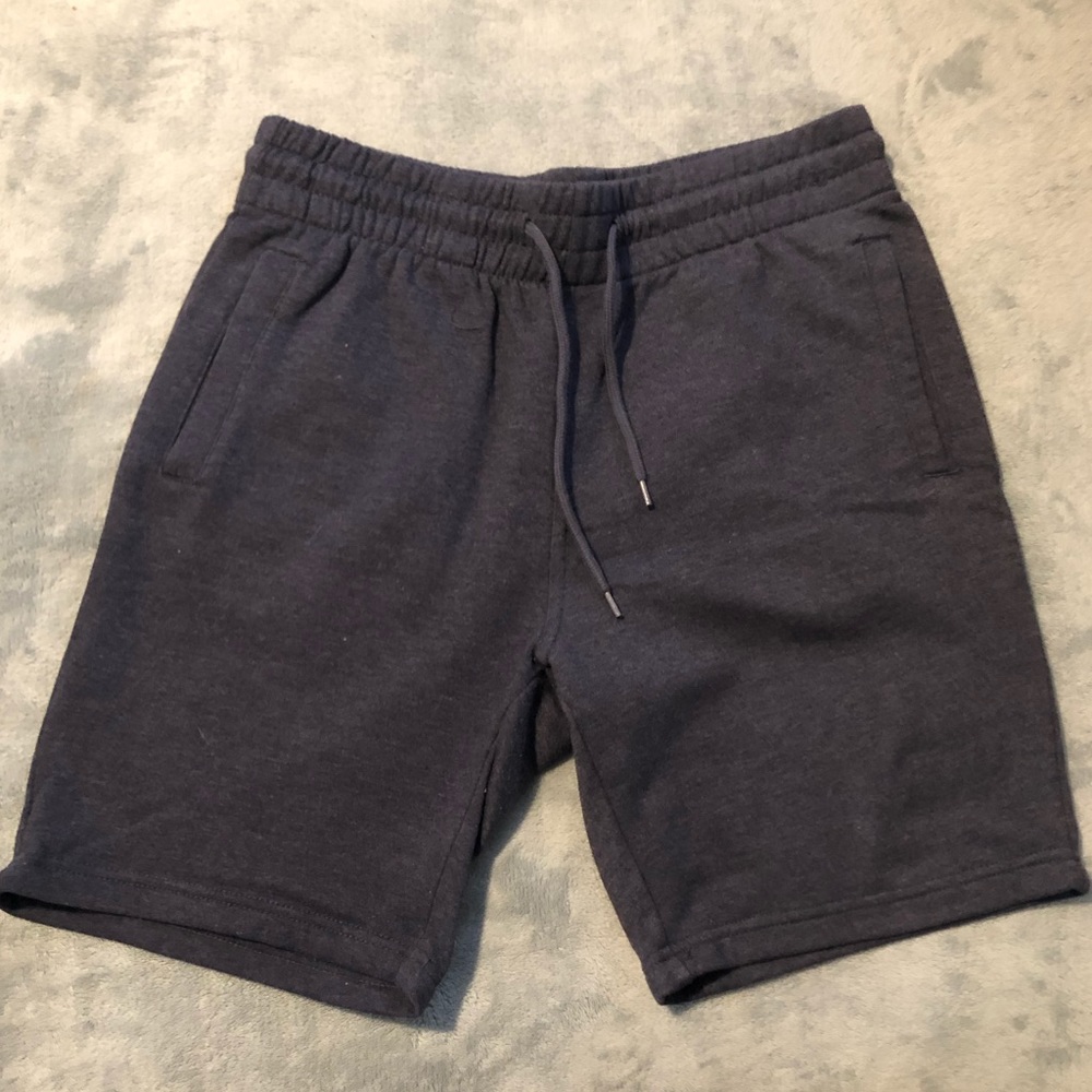 H&M shorts - Picture 2 of 4